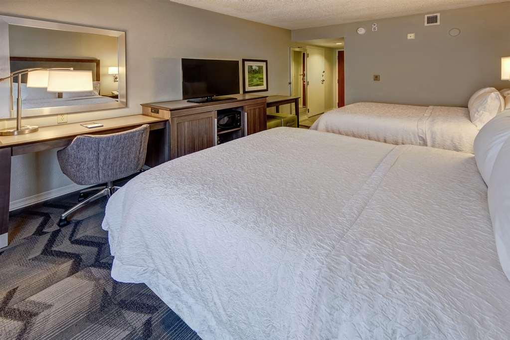 Hampton Inn&suites