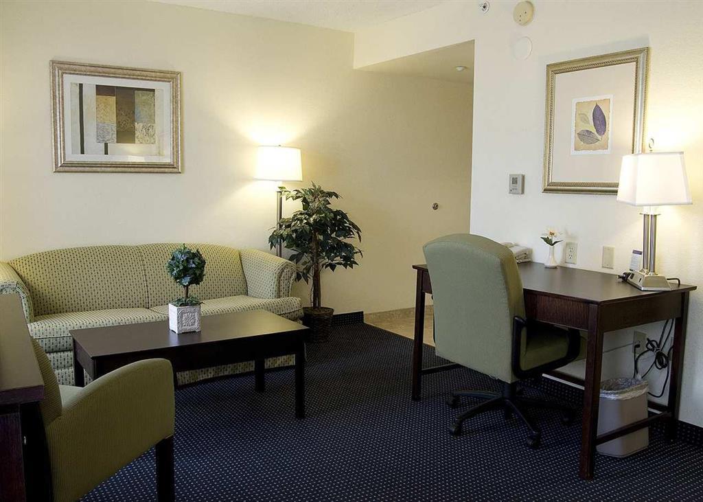Hampton Inn&suites Hotel